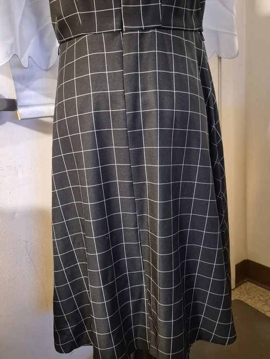 Elle Windowpane Plaid Fit & Flare Sleeveless Dress w/Pleated Neckline NWTS - Picture 5 of 8